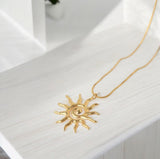 Alba Necklace